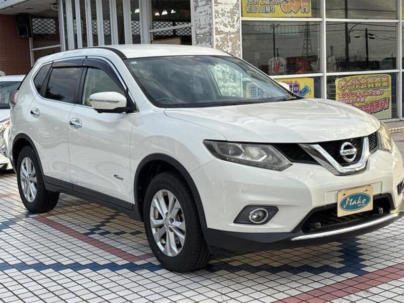 X-TRAIL