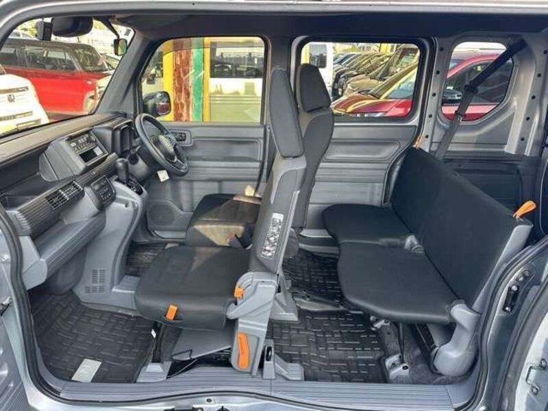 N-VAN