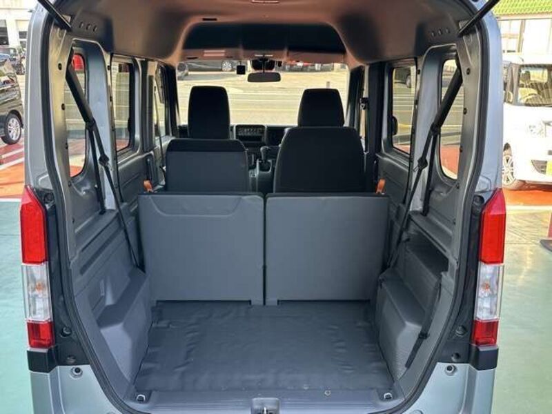 N-VAN