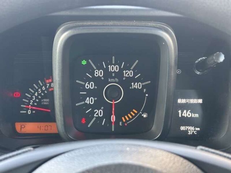 N-VAN