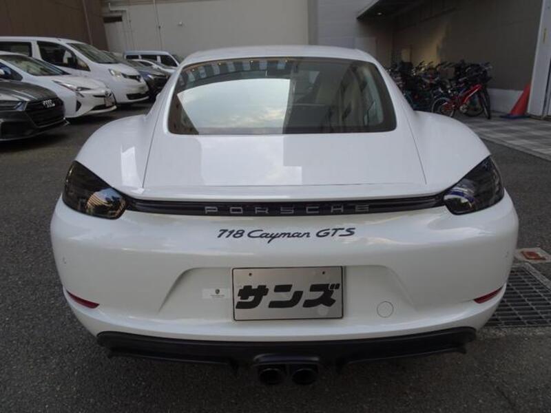 718 CAYMAN