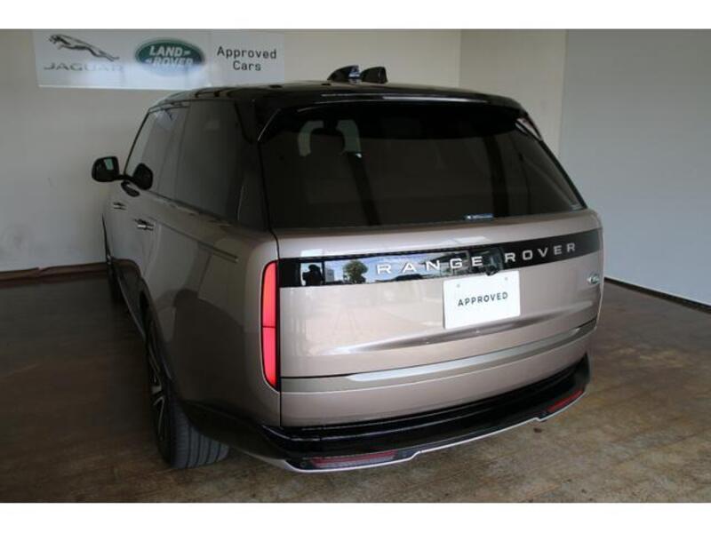 RANGE ROVER