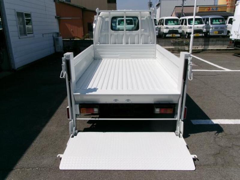 BONGO TRUCK