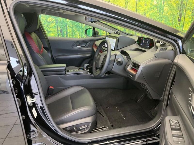 PRIUS PHV