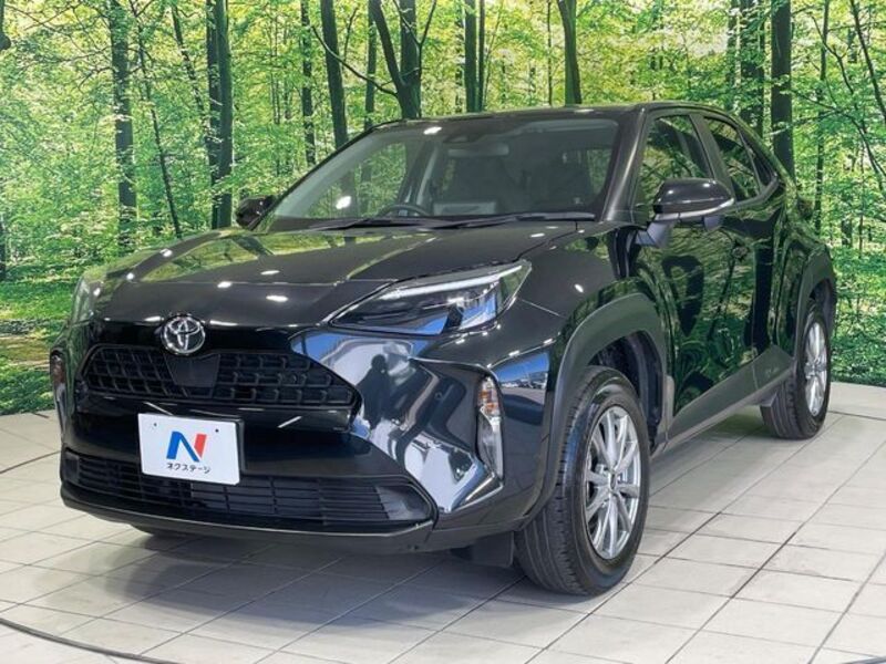 YARIS CROSS