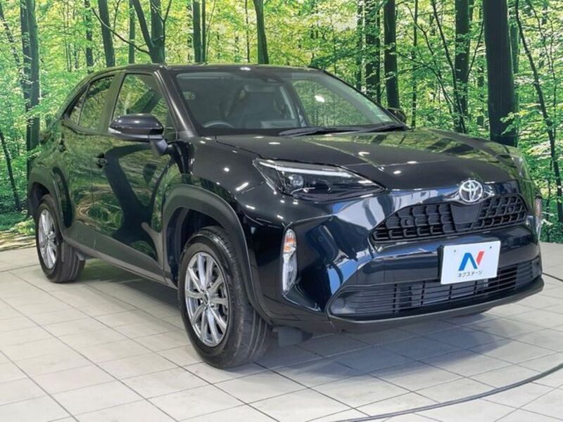 YARIS CROSS