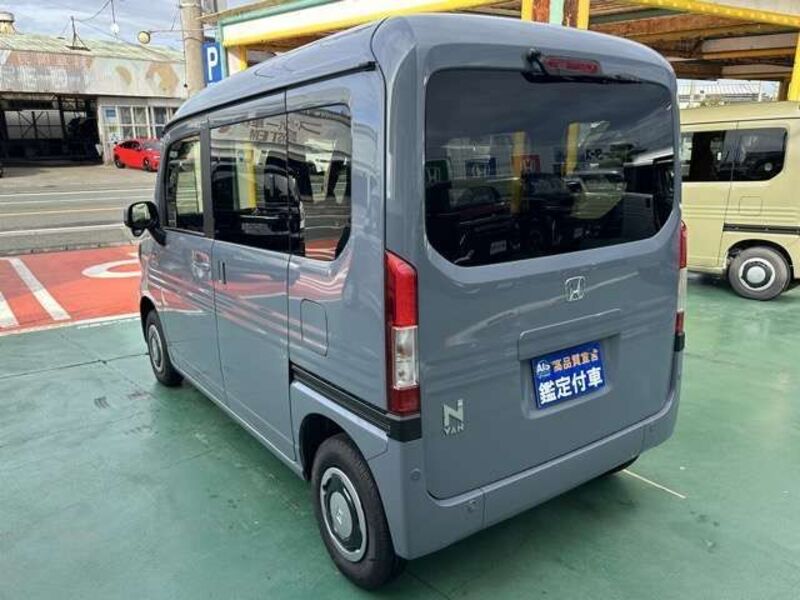 N-VAN