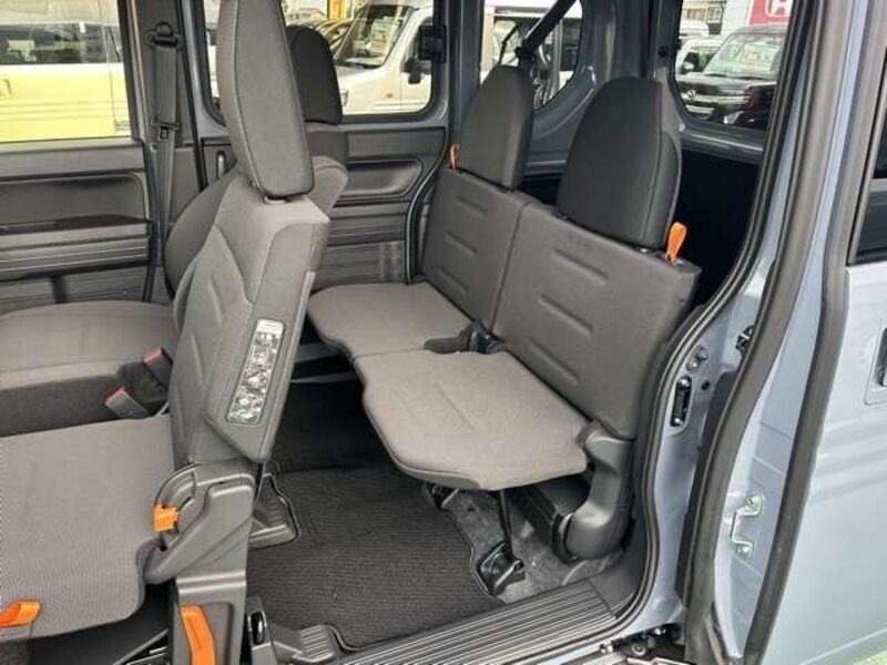N-VAN