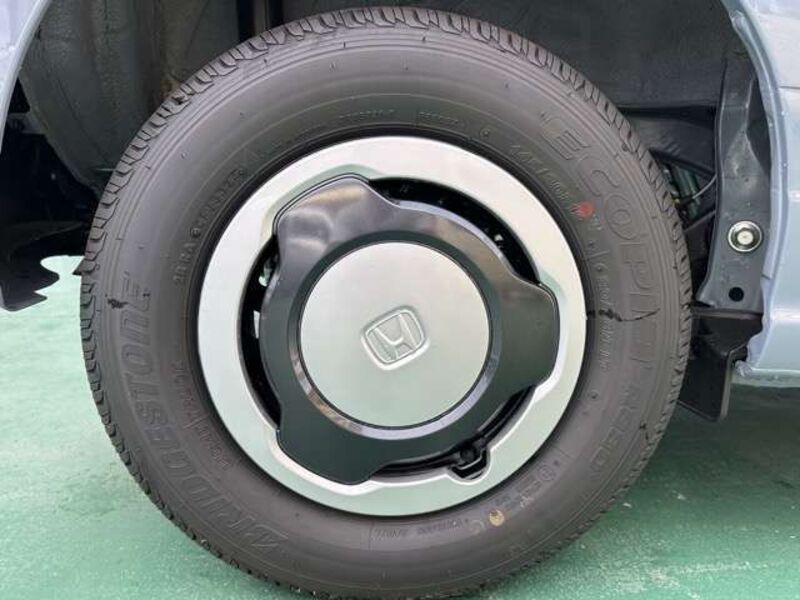 N-VAN