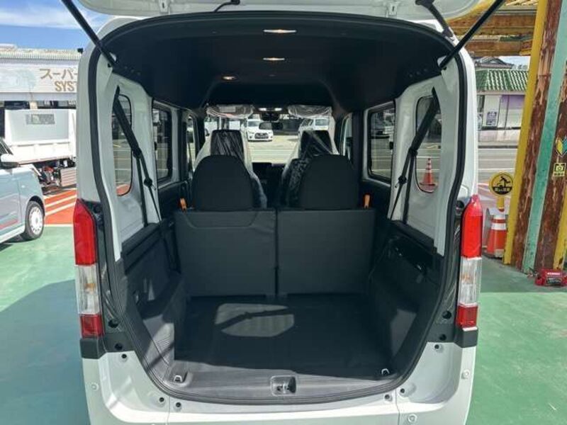 N-VAN