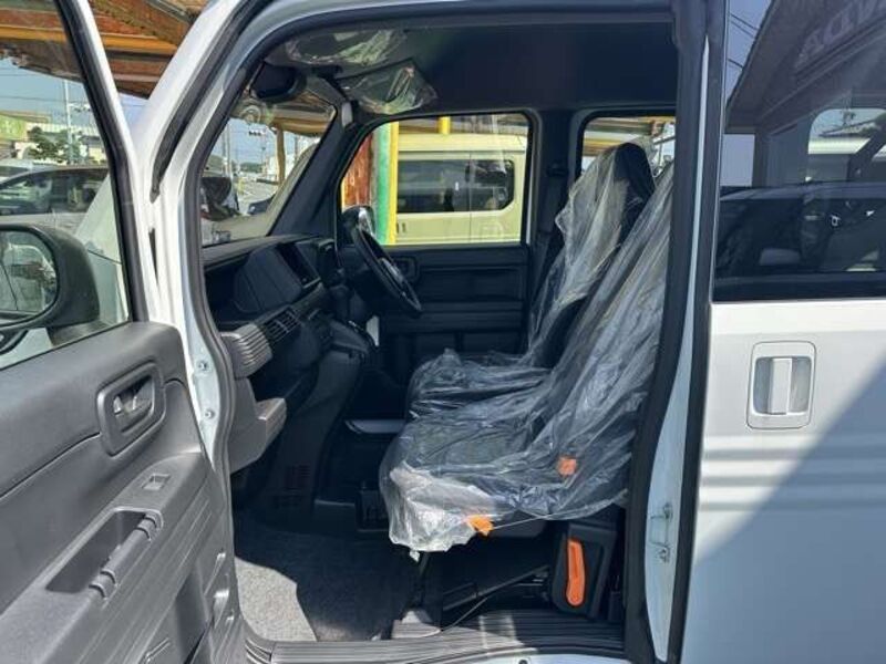N-VAN