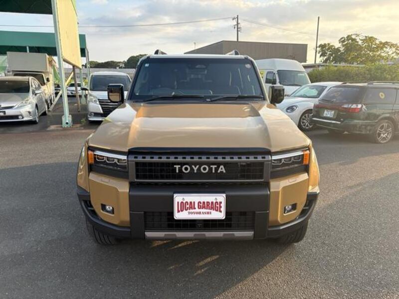 LAND CRUISER 250