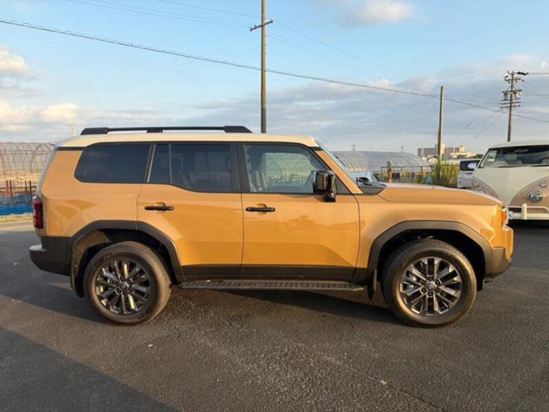 LAND CRUISER 250