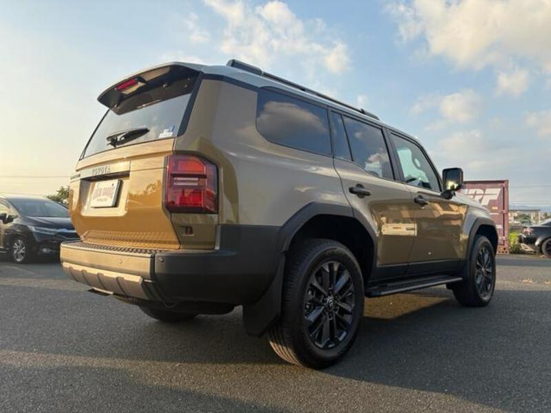 LAND CRUISER 250