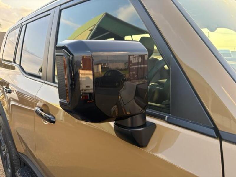 LAND CRUISER 250