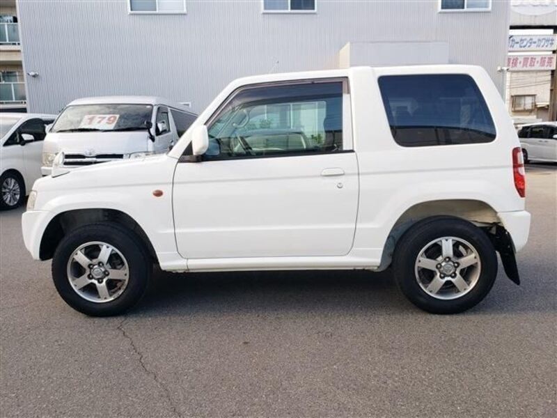 PAJERO MINI