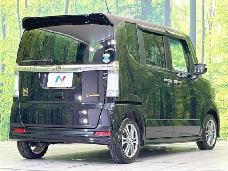 N BOX CUSTOM