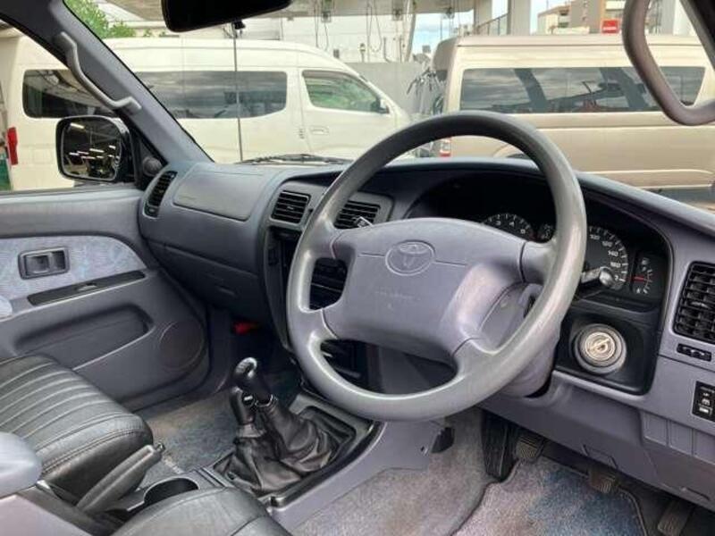 HILUX SURF