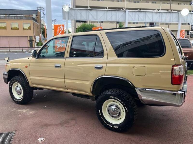 HILUX SURF