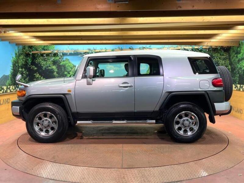 FJ CRUISER