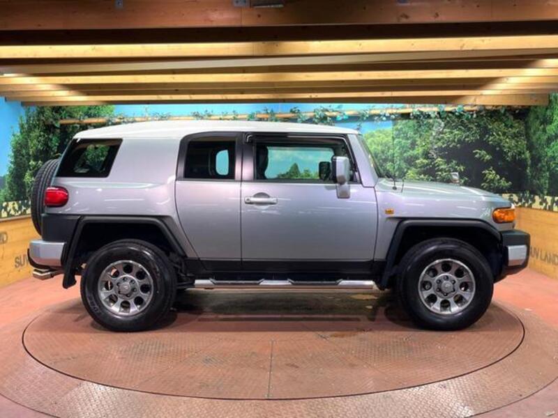 FJ CRUISER