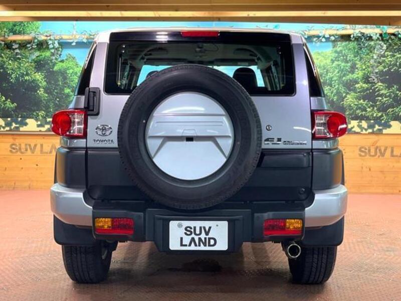 FJ CRUISER