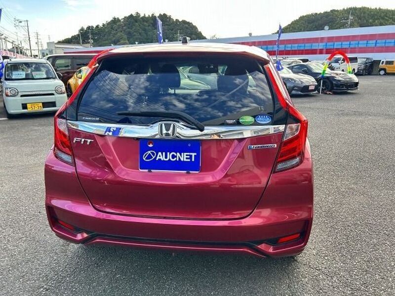 FIT HYBRID