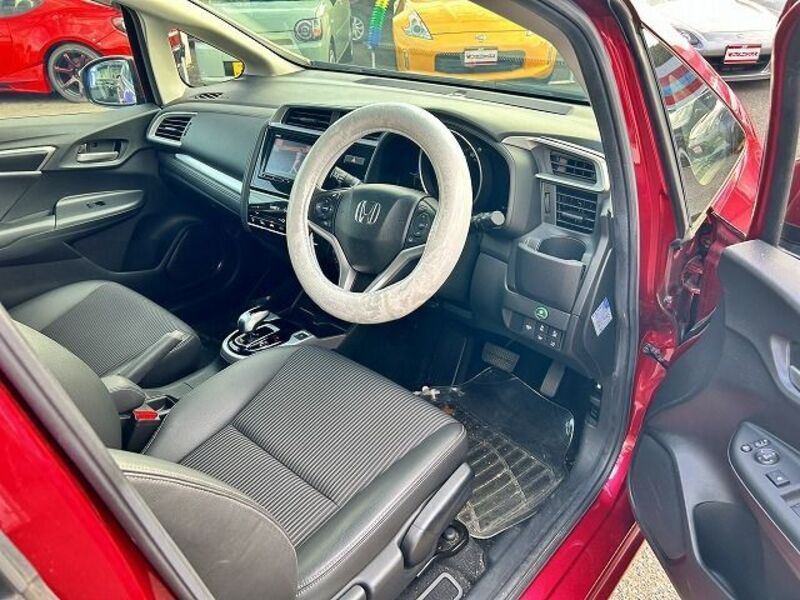 FIT HYBRID