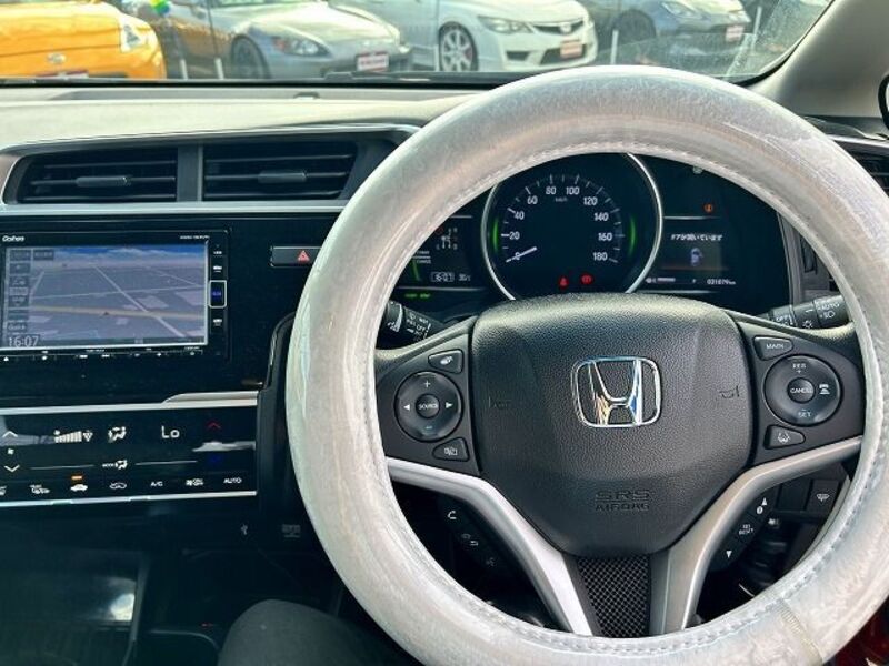 FIT HYBRID