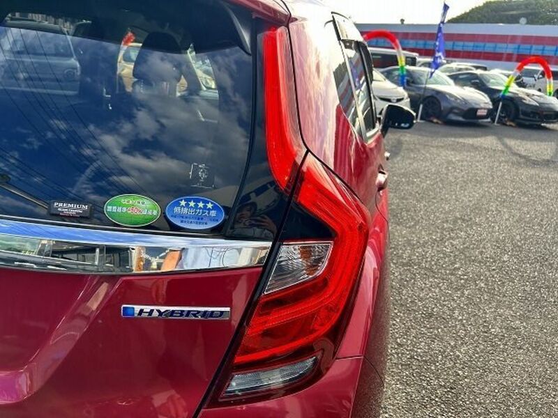FIT HYBRID