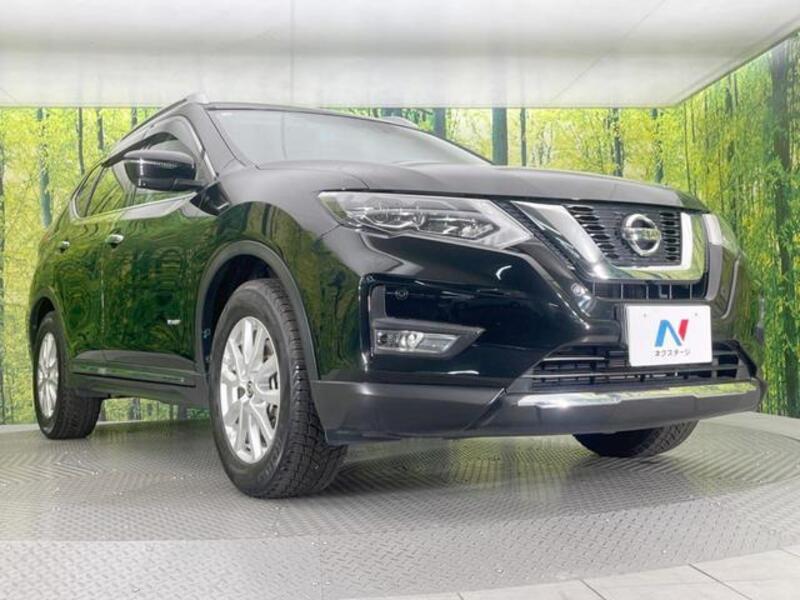 X-TRAIL