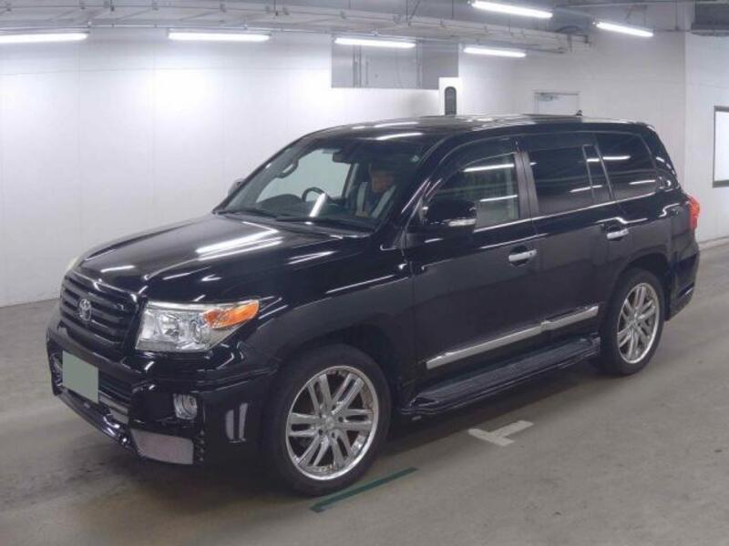 LAND CRUISER