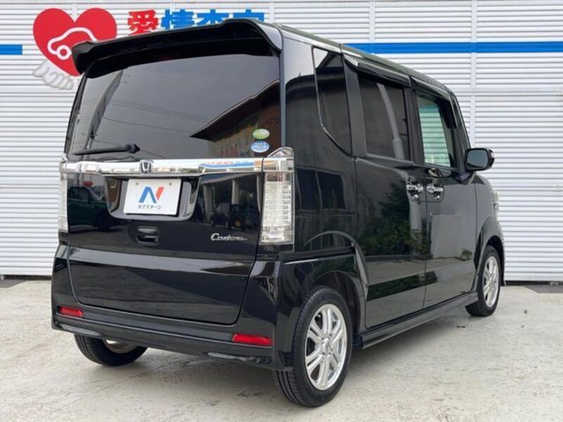 N BOX CUSTOM