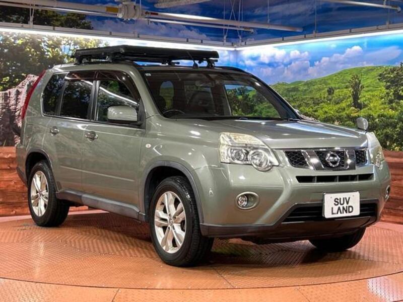 X-TRAIL