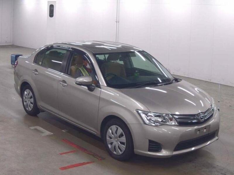 COROLLA AXIO
