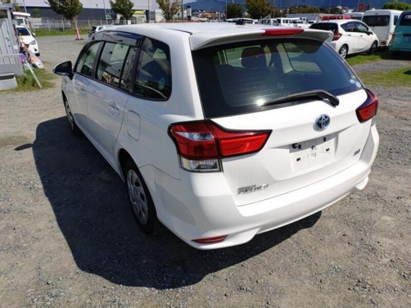 COROLLA FIELDER