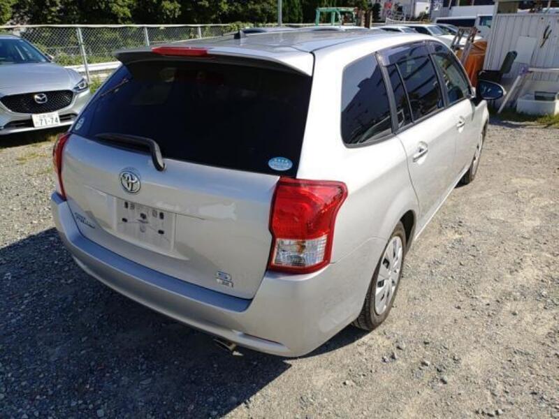 COROLLA FIELDER