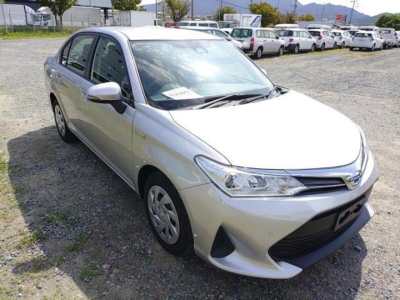 COROLLA AXIO