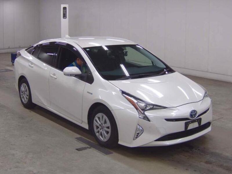 PRIUS-0