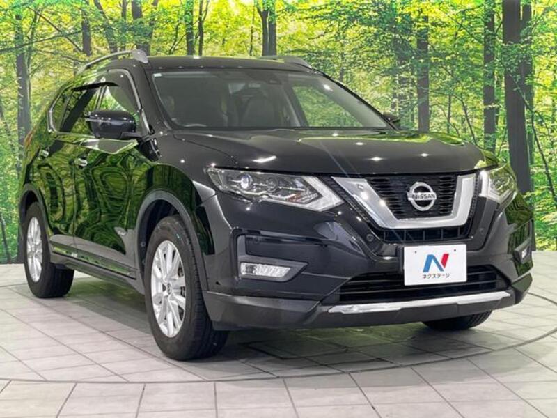 X-TRAIL