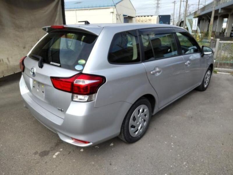COROLLA FIELDER
