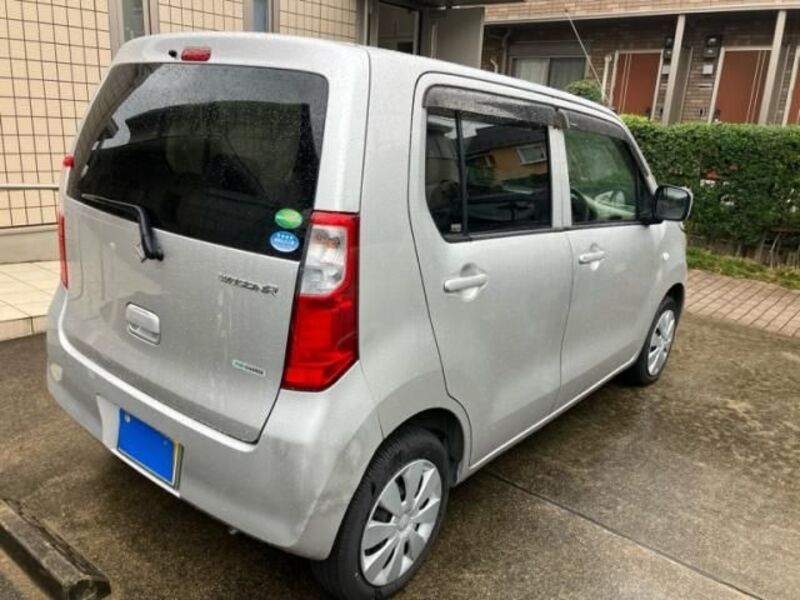 WAGON R