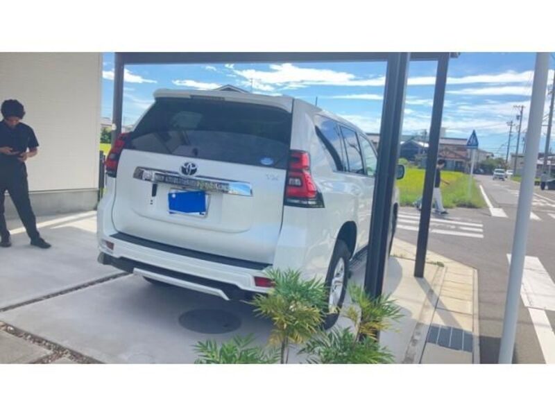 LAND CRUISER PRADO