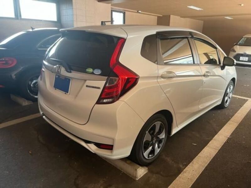 FIT HYBRID