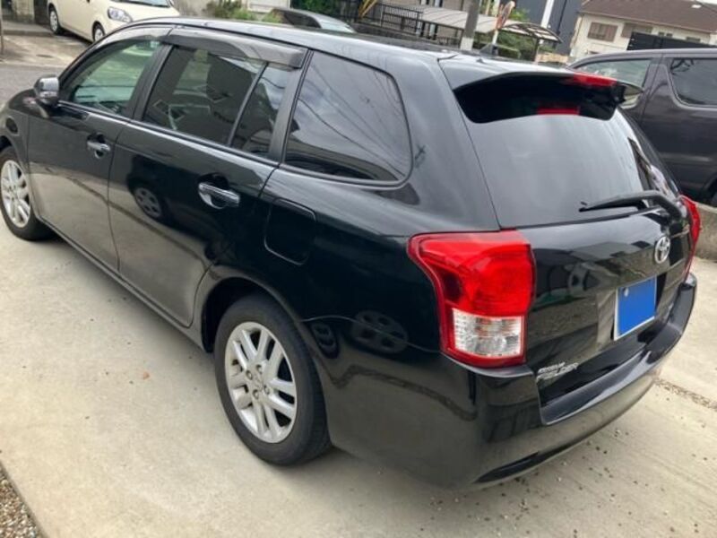COROLLA FIELDER