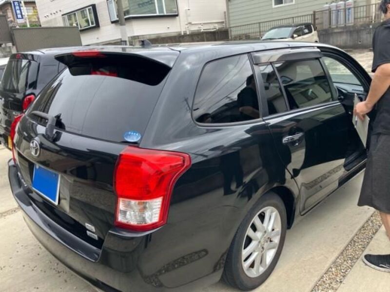 COROLLA FIELDER