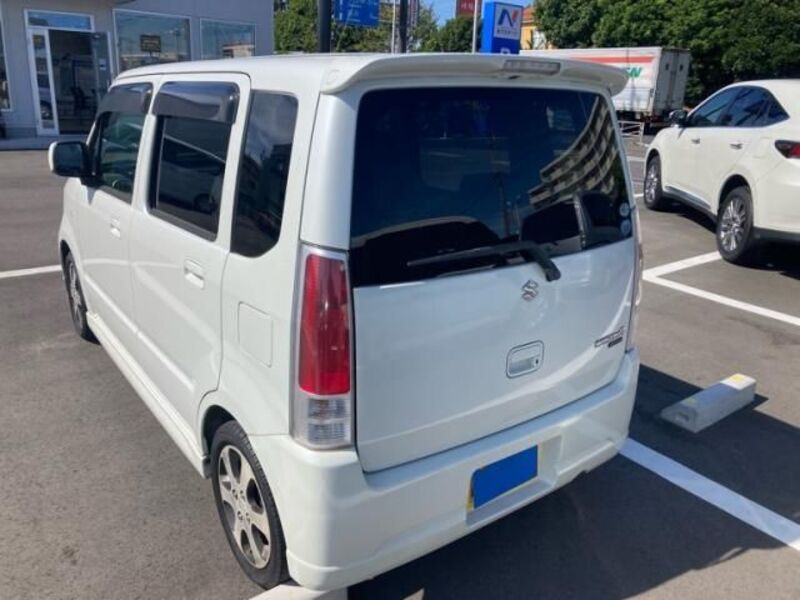 WAGON R