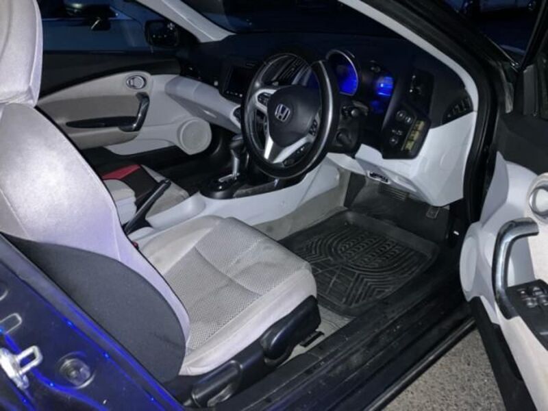 CR-Z