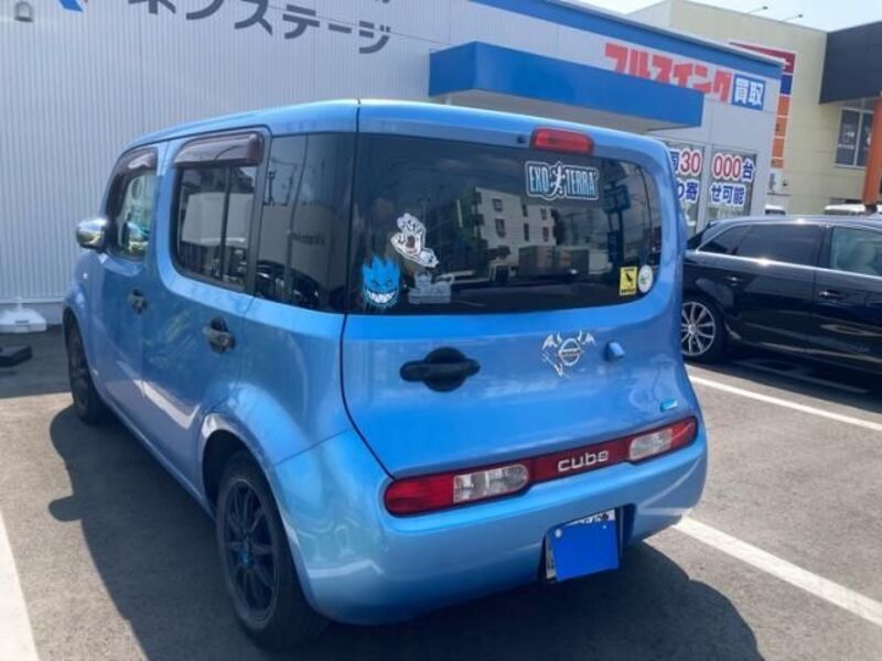 CUBE