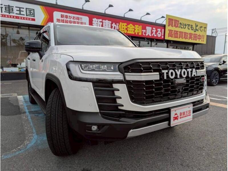 LAND CRUISER